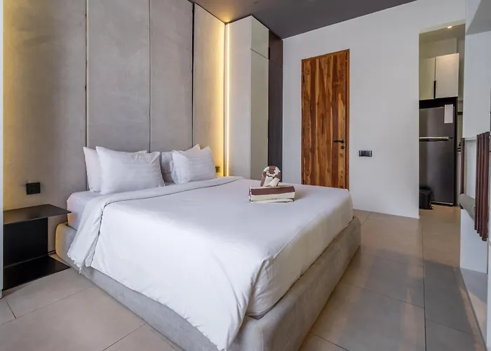 Sebelas By Evdekimi - Modern With Pool Near Dining & Shops アパートホテル ウブド