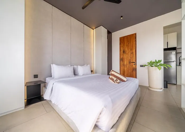Sebelas By Evdekimi - Modern With Pool Near Dining & Shops ウブド