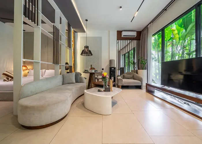 Sebelas By Evdekimi - Modern With Pool Near Dining & Shops アパートホテル