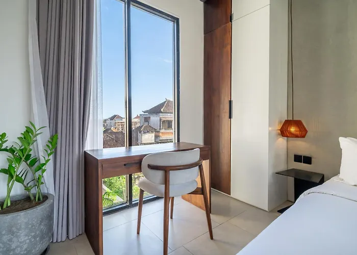 アパートホテル Sebelas By Evdekimi - Modern With Pool Near Dining & Shops