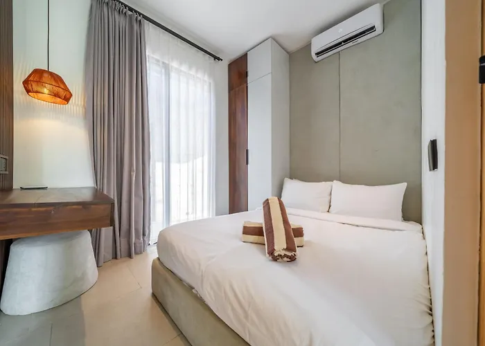Sebelas By Evdekimi - Modern With Pool Near Dining & Shops 3* ウブド